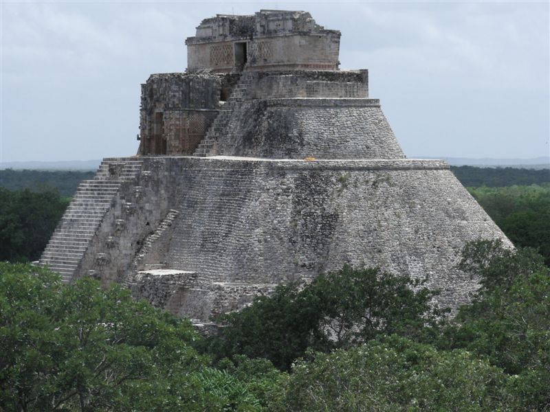 Pirámide del Adivino - Uxmal