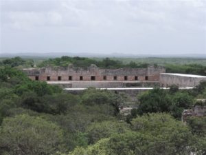 uxmal 16