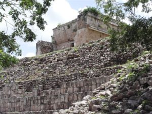 uxmal 18